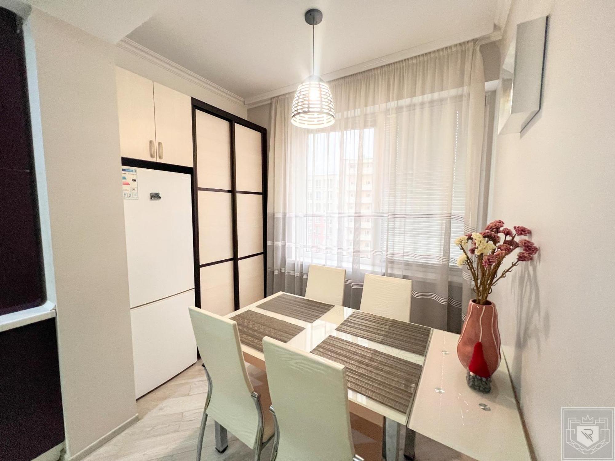 Appartement Renthouse Deep Purple Chişinău